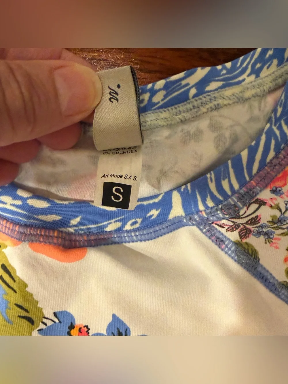 Maaji Free Spirit Floral Long Sleeve Rashguard Swim Top – Size Small NWOT